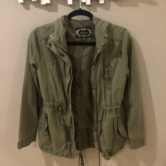 Cargo jacket - Picture 1 of 3